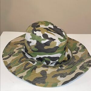 Camo Sun Hat Medium